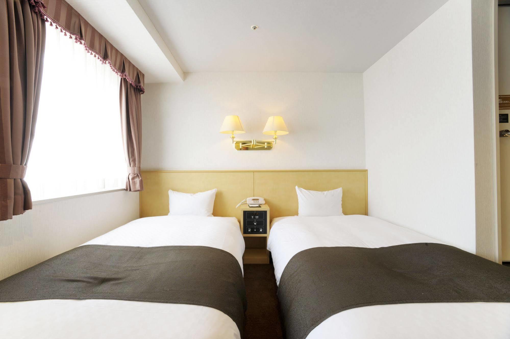Yamagata Kokusai Hotel Экстерьер фото