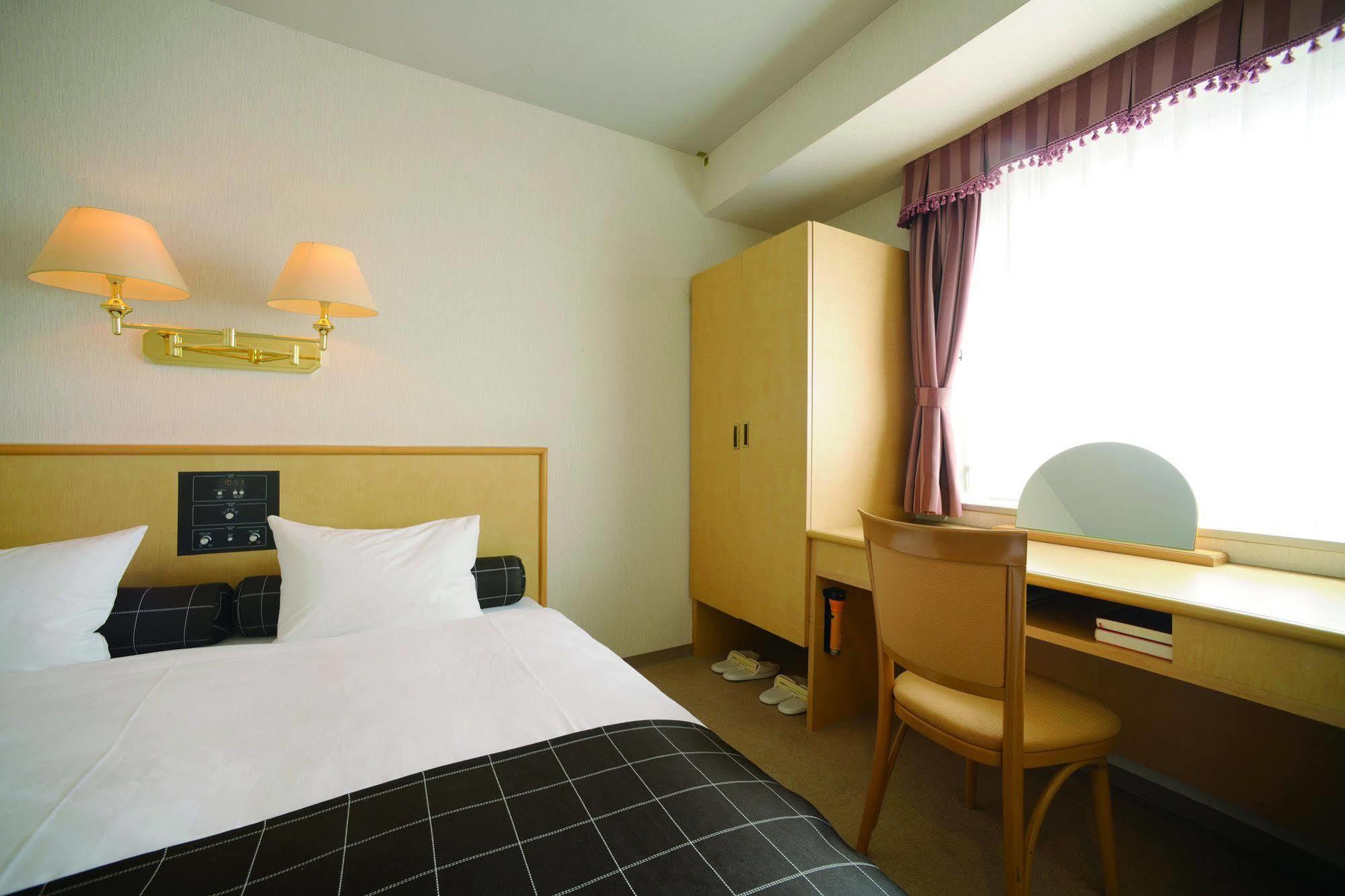 Yamagata Kokusai Hotel Экстерьер фото